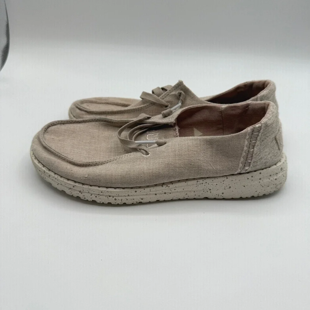 Hey Dude Wendy Shoes Women 7 Tan Linen Slip On Moccasin Loafer Casual Comfort